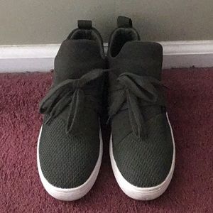Steve Madden sneakers